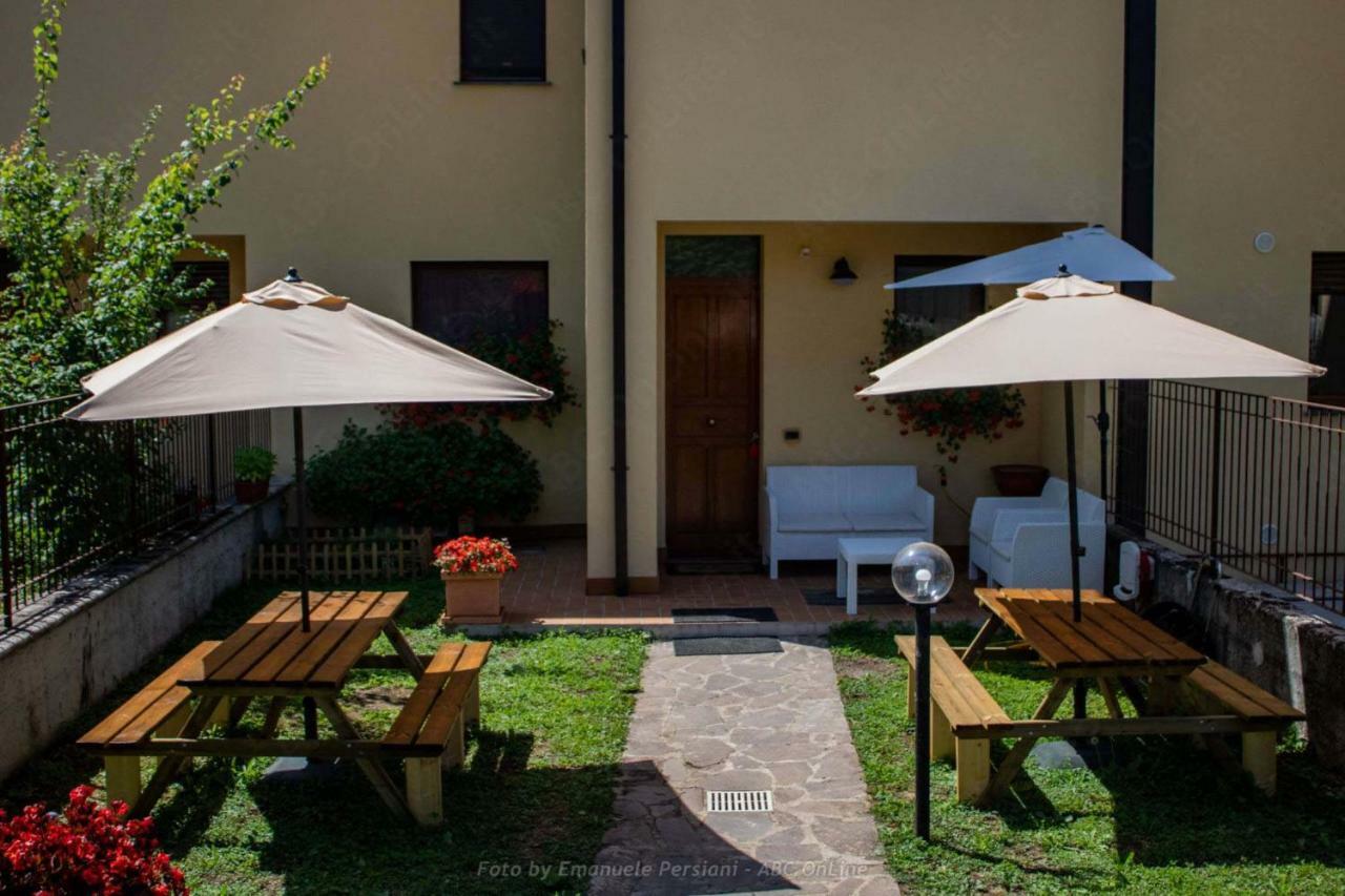 נורצ'יה Casa Vacanze Nonna Angela מראה חיצוני תמונה