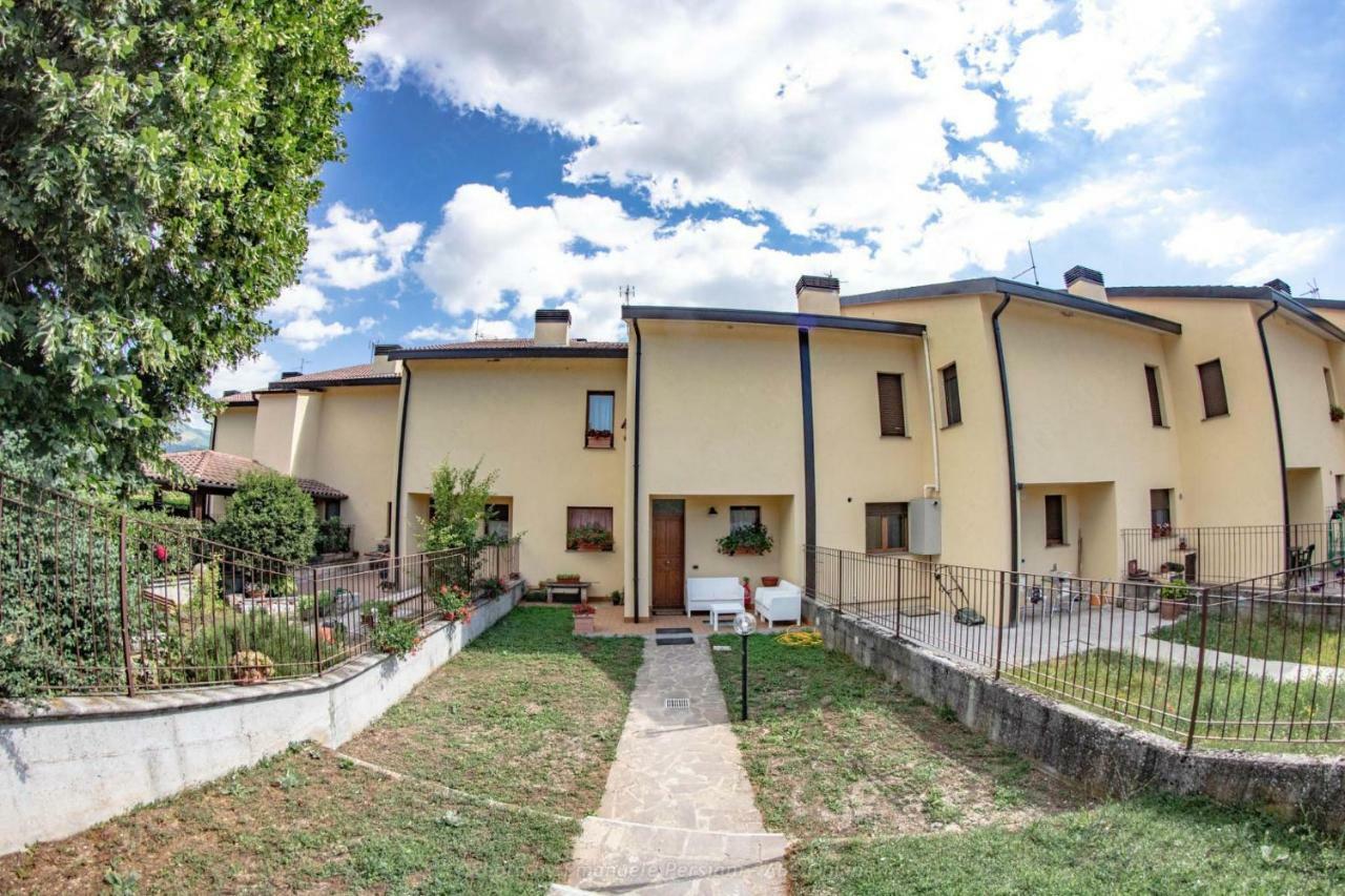 נורצ'יה Casa Vacanze Nonna Angela מראה חיצוני תמונה